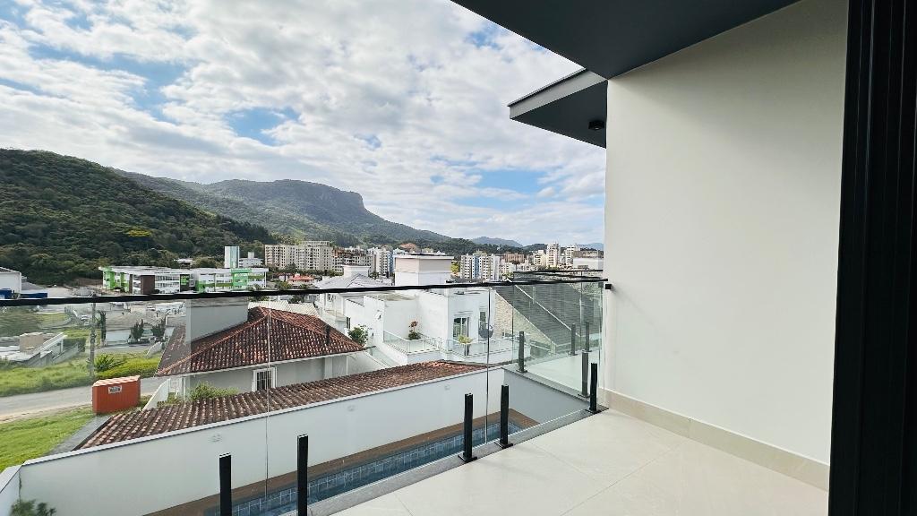 Casa em Pedra Branca, Palhoça. 3 quartos, 299m². Imagem 19 de 24