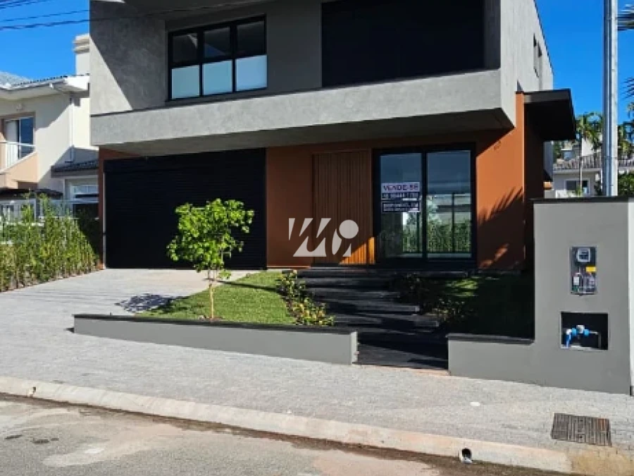 Casa em Pedra Branca, Palhoça. 3 quartos, 266m². Imagem 1 de 5