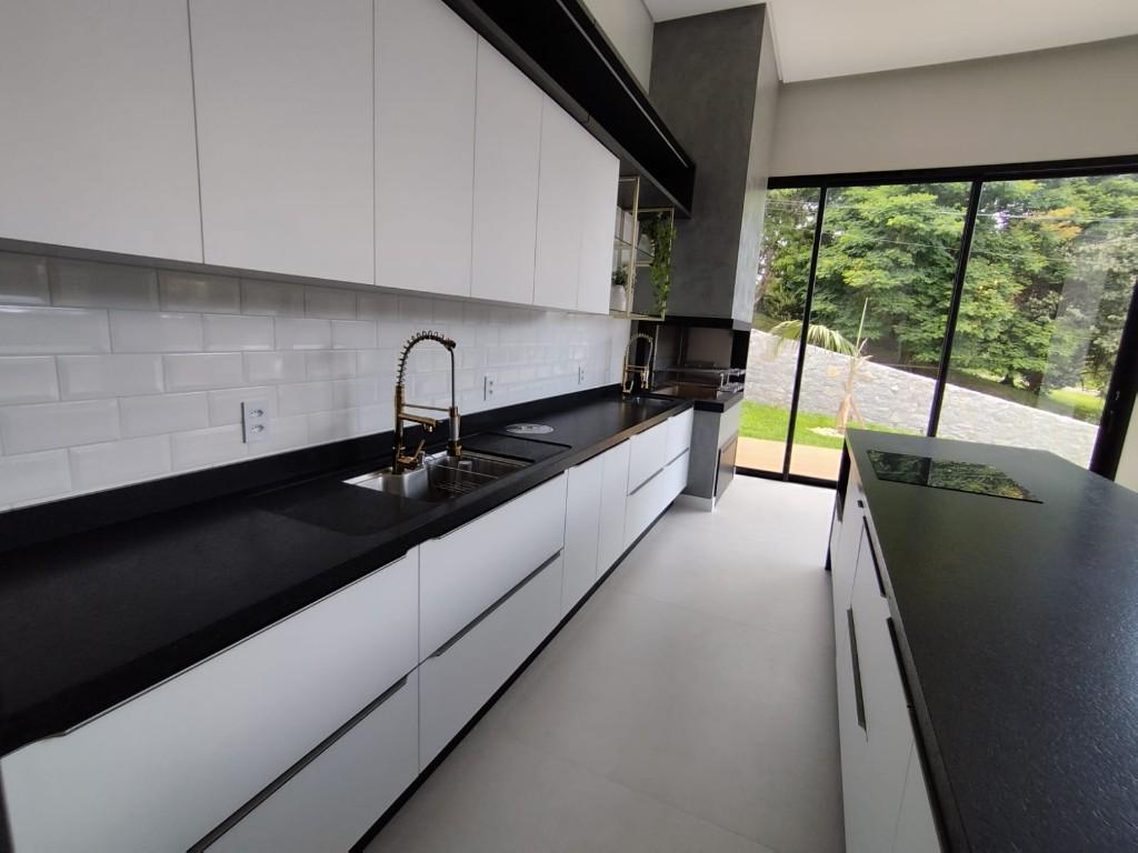 Casa em Pedra Branca, Palhoça. 3 quartos, 270m². Imagem 22 de 44