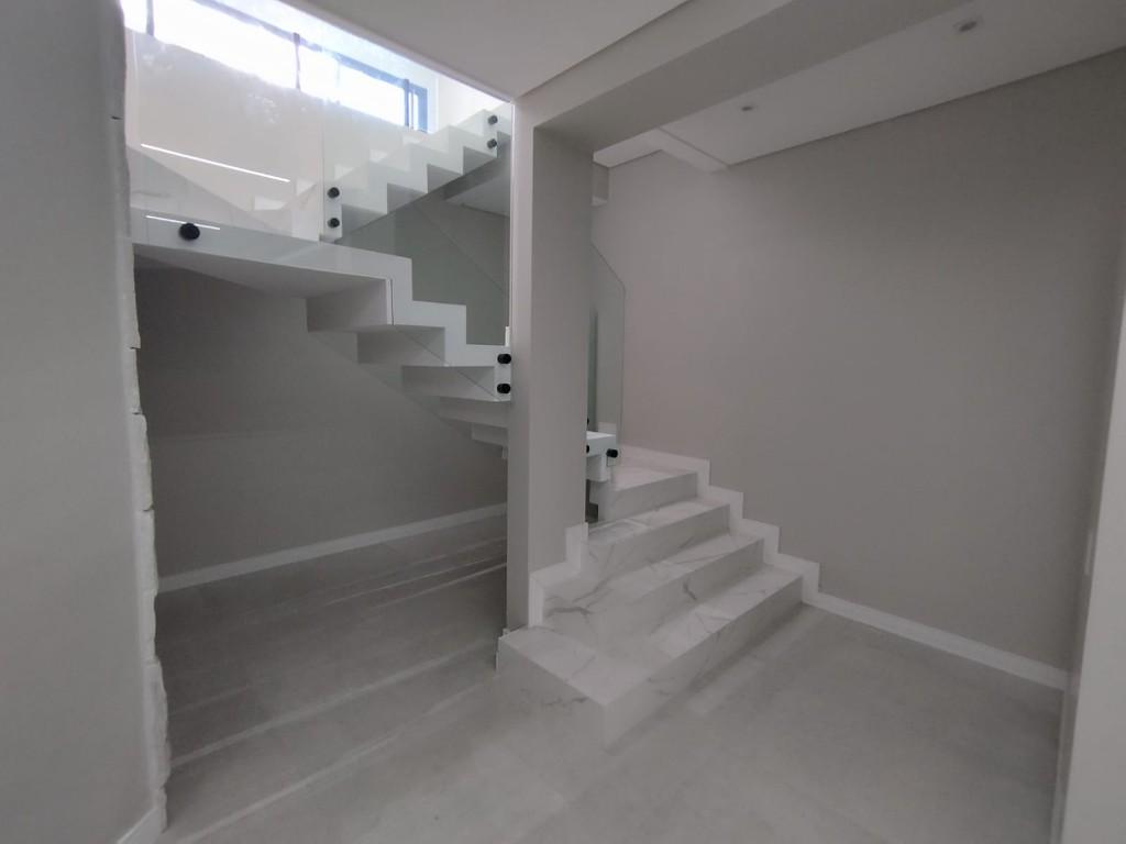 Casa em Pedra Branca, Palhoça. 3 quartos, 270m². Imagem 13 de 44