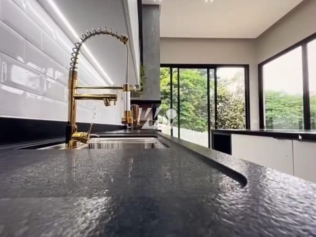 Casa em Pedra Branca, Palhoça. 3 quartos, 270m². Imagem 36 de 44