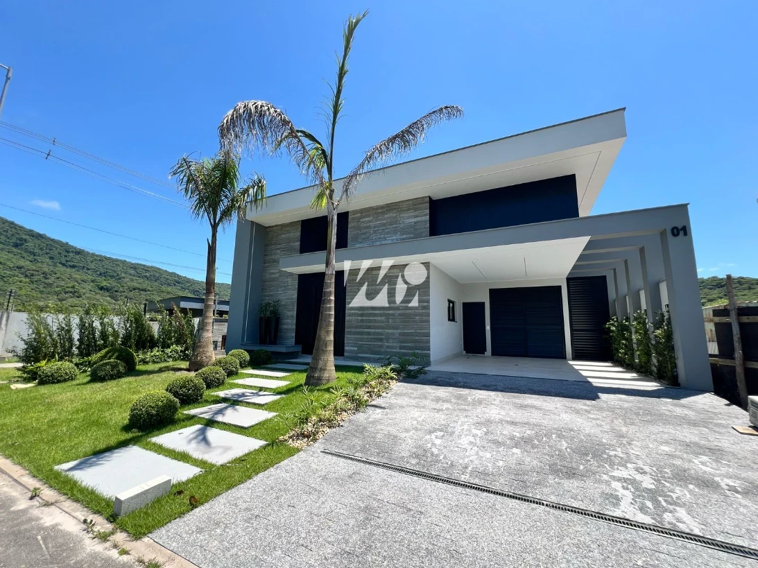 Casa em Pedra Branca, Palhoça. 3 quartos, 174m². Imagem 1 de 21