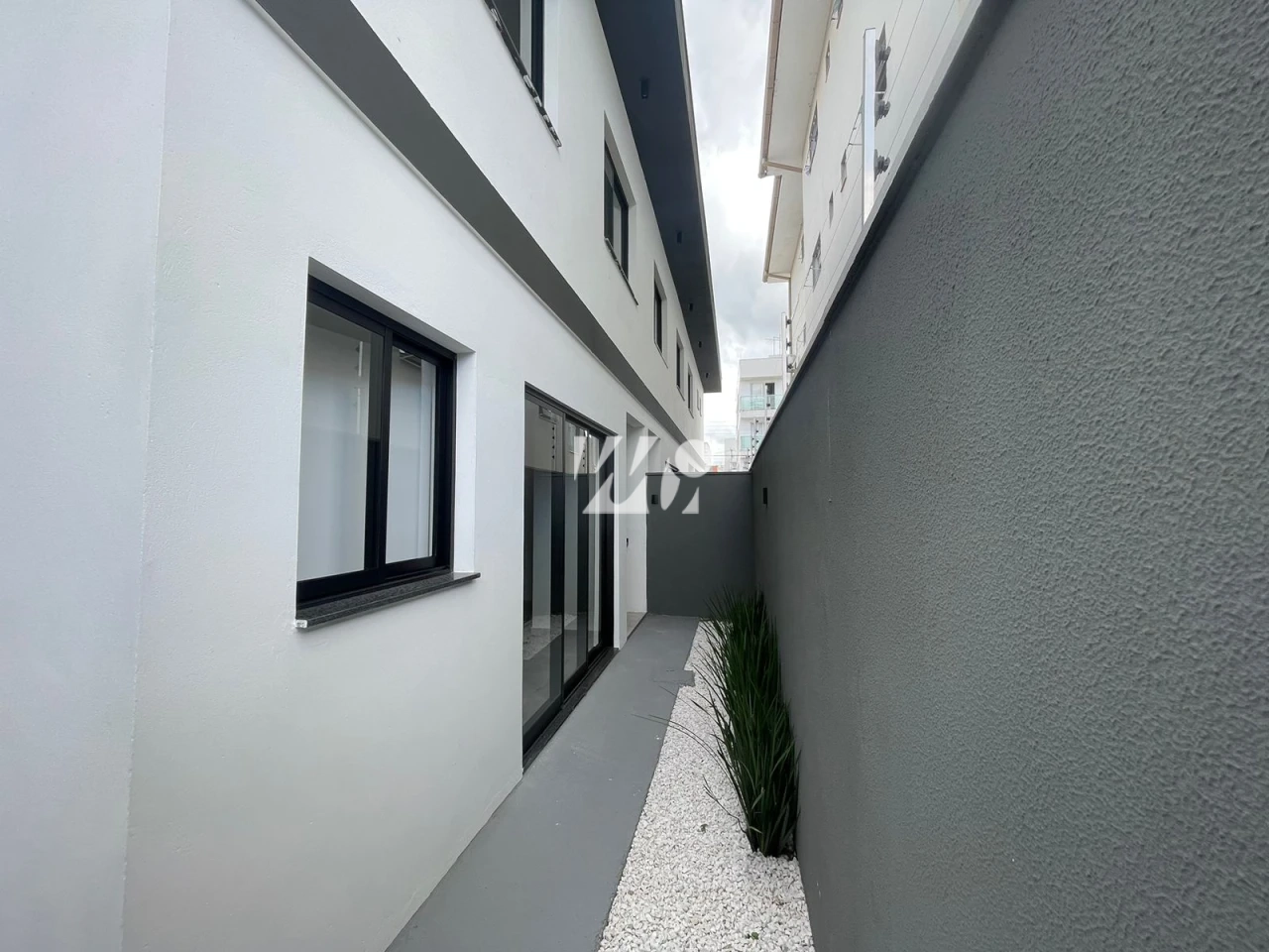 Sobrado Geminado em Pagani, Palhoça. 3 quartos, 118m². Imagem 4 de 14