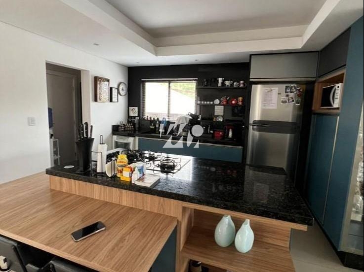 Casa em Pedra Branca, Palhoça. 3 quartos, 310m². Imagem 6 de 13