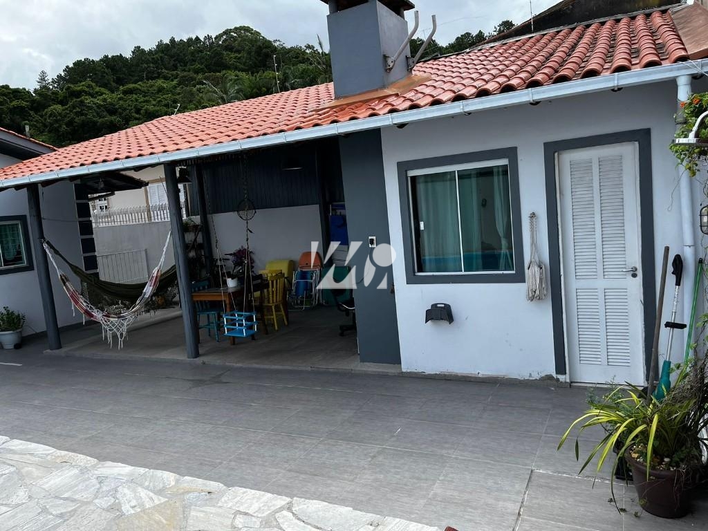 Casa em Passa Vinte, Palhoça. 3 quartos, 138m². Imagem 1 de 13