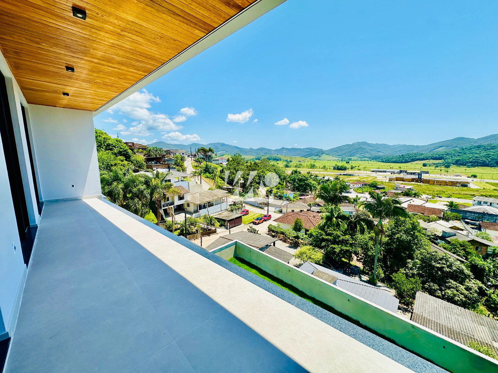 Casa em São Francisco, Santo Amaro da Imperatriz. 3 quartos, 320m². Imagem 10 de 22