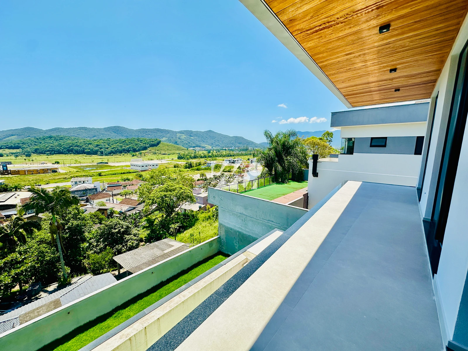 Casa em São Francisco, Santo Amaro da Imperatriz. 3 quartos, 320m². Imagem 11 de 22