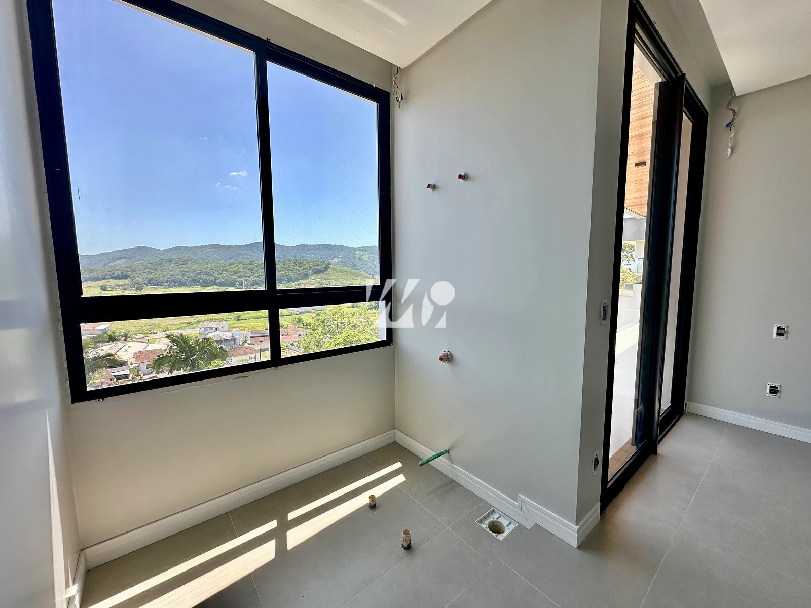 Casa em São Francisco, Santo Amaro da Imperatriz. 3 quartos, 320m². Imagem 9 de 22