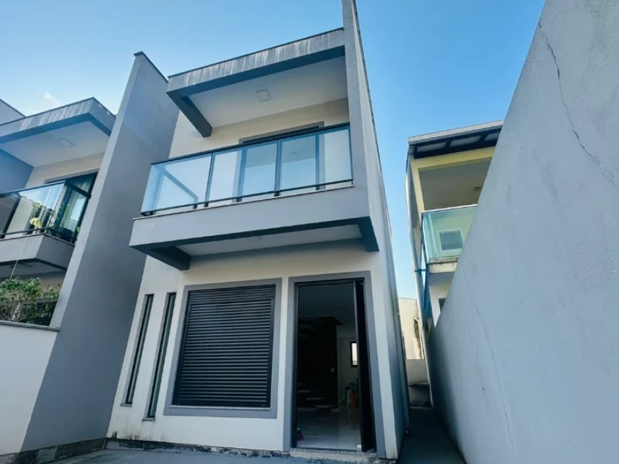 Sobrado Geminado em São Sebastião, Palhoça. 2 quartos, 83m². Imagem 1 de 17
