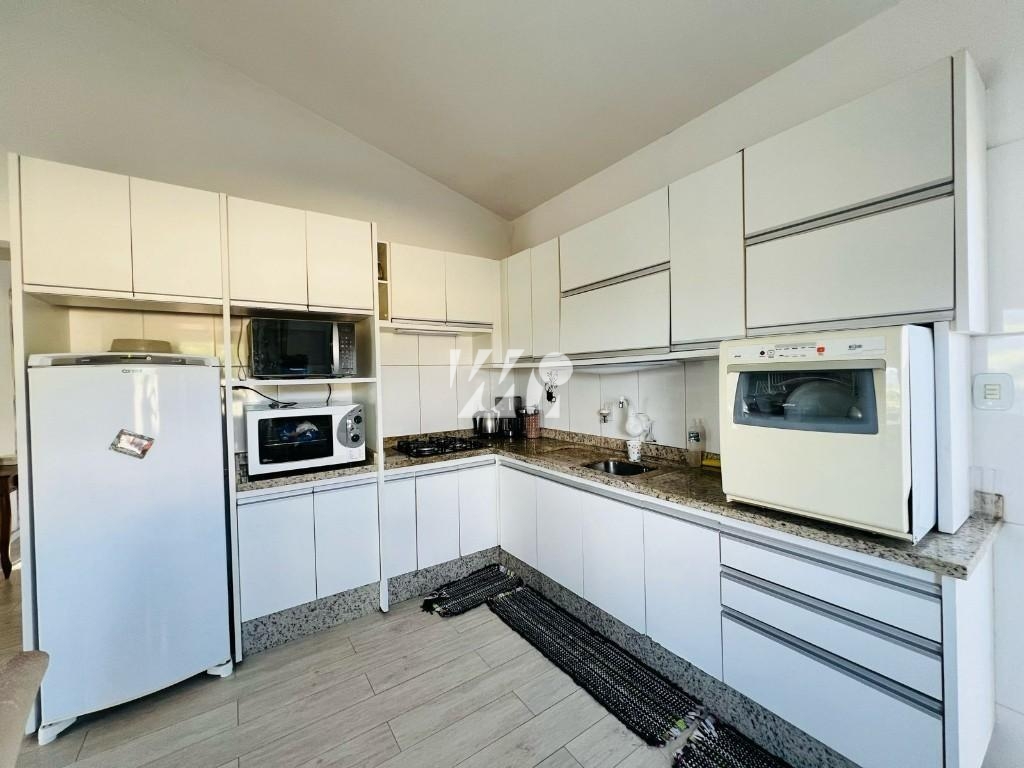 Casa em Alto Aririu, Palhoça. 5 quartos, 214m². Imagem 16 de 21