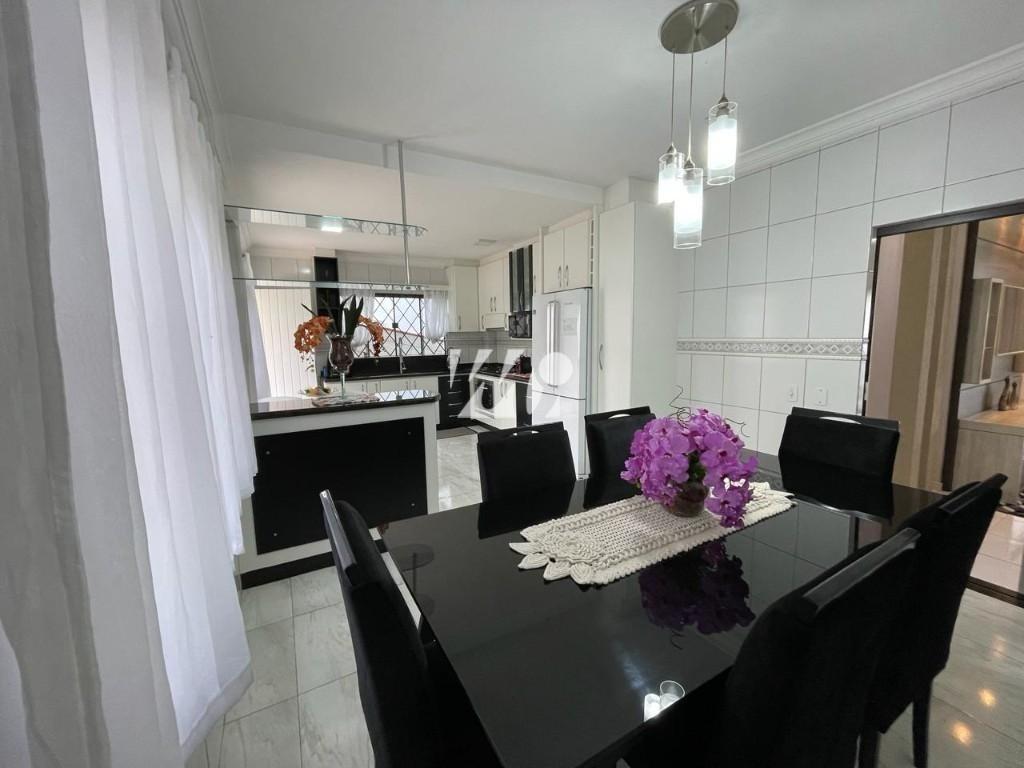 Casa em Pedra Branca, Palhoça. 4 quartos, 236m². Imagem 8 de 20