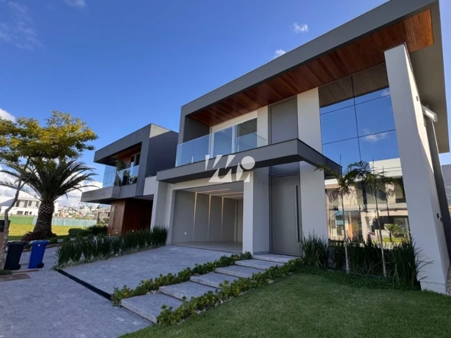 Casa em Pedra Branca, Palhoça. 3 quartos, 241m². Imagem 1 de 16