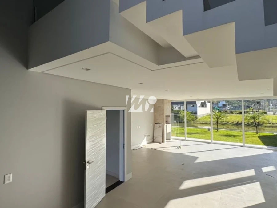 Casa em Pedra Branca, Palhoça. 3 quartos, 241m². Imagem 4 de 16
