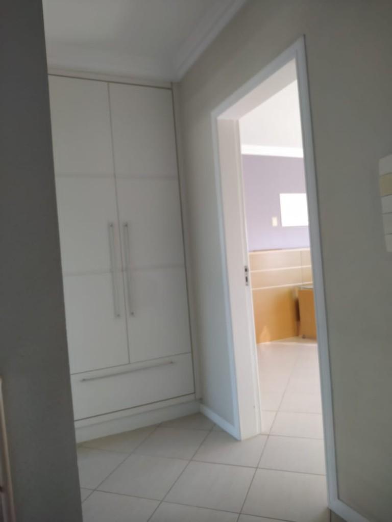 Casa em Praia de Fora, Palhoça. 3 quartos, 250m². Imagem 7 de 21