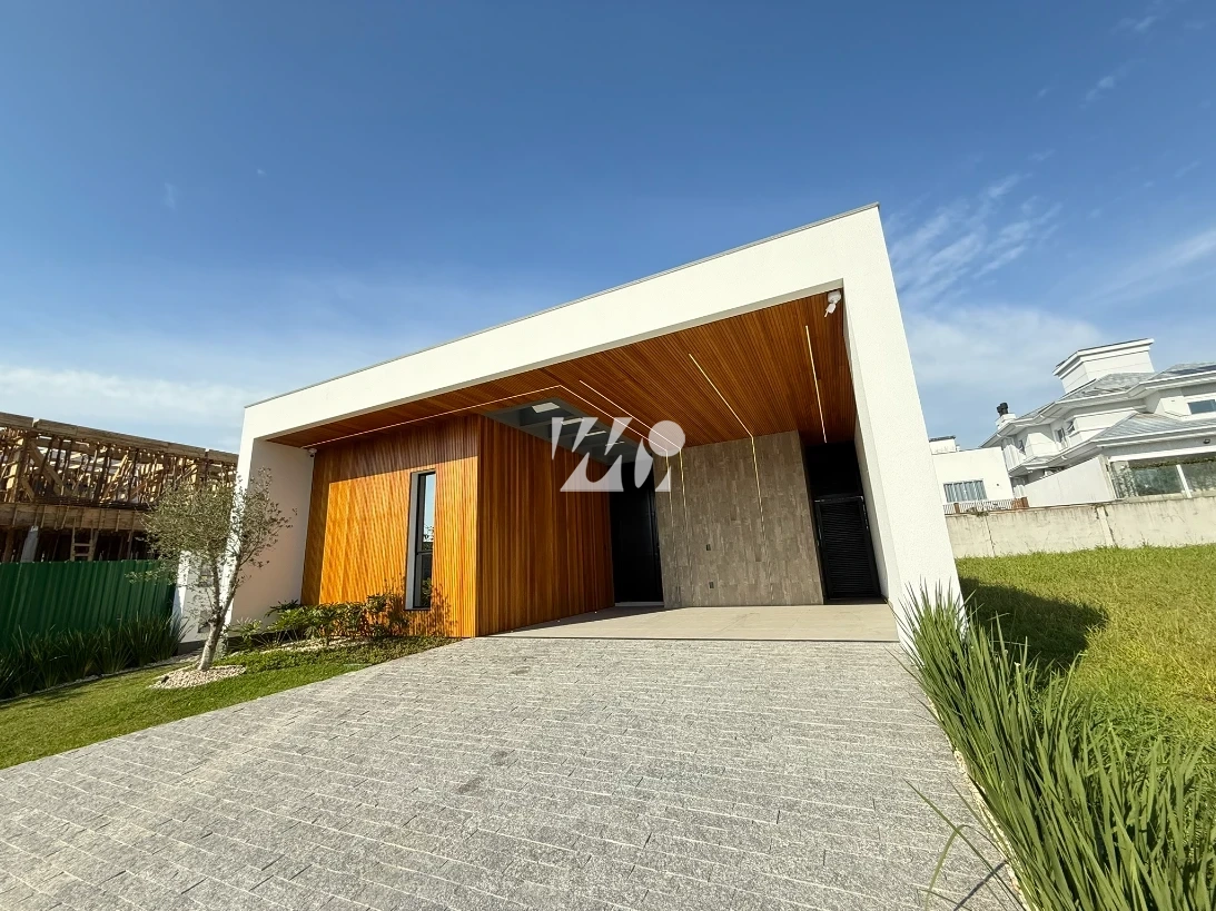 Casa em Pedra Branca, Palhoça. 3 quartos, 192m². Imagem 2 de 16