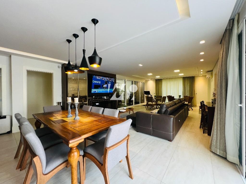 Casa em Pedra Branca, Palhoça. 4 quartos, 370m². Imagem 4 de 18