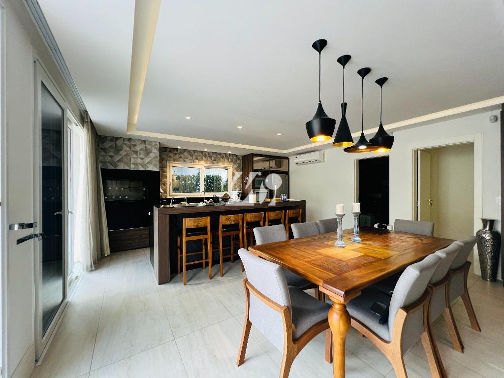 Casa em Pedra Branca, Palhoça. 4 quartos, 370m². Imagem 3 de 18