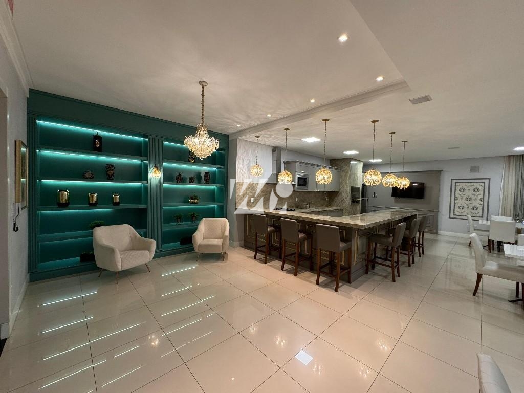 Apartamento em Centro, Palhoça. 3 quartos, 179m². Imagem 2 de 27