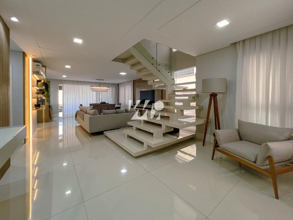 Casa em Pedra Branca, Palhoça. 3 quartos, 370m². Imagem 15 de 16