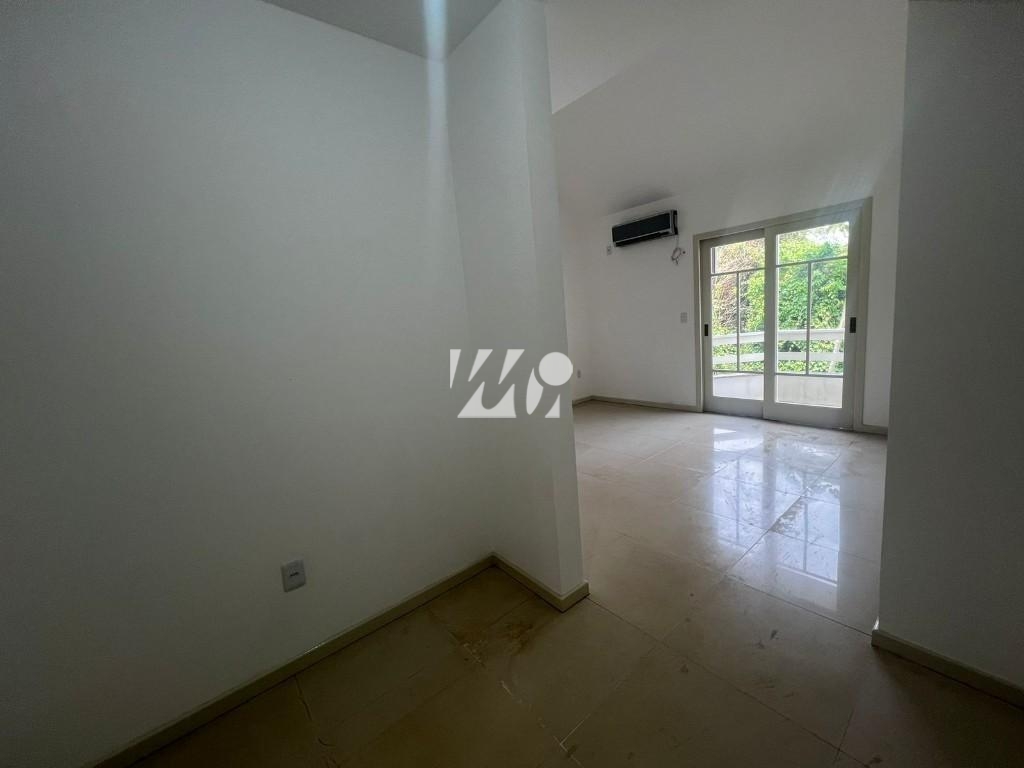 Casa em Pedra Branca, Palhoça. 4 quartos, 250m². Imagem 10 de 27