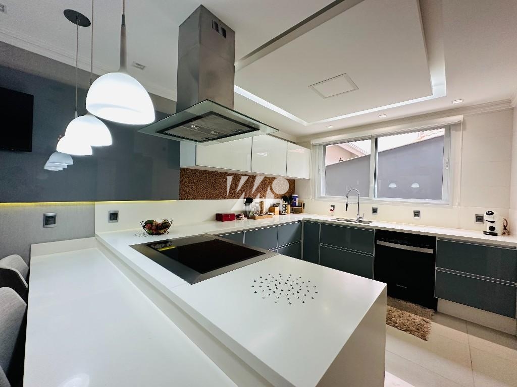 Casa em Pedra Branca, Palhoça. 4 quartos, 470m². Imagem 5 de 17