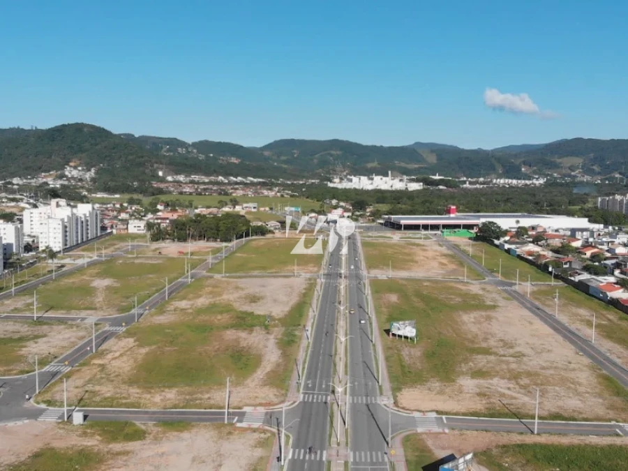 Terreno em Bela Vista, Palhoça. 0 quartos, 300m². Imagem 13 de 16