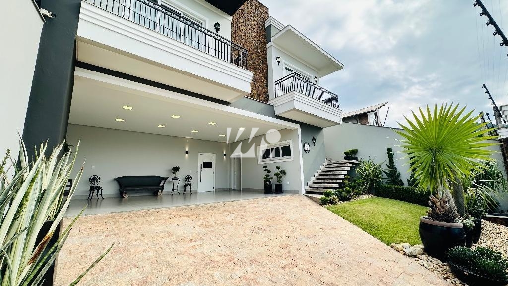 Casa em Pedra Branca, Palhoça. 4 quartos, 249m². Imagem 1 de 14