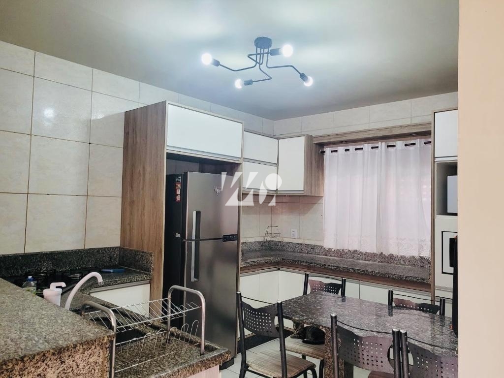 Casa em Caminho Novo, Palhoça. 3 quartos, 0m². Imagem 3 de 9