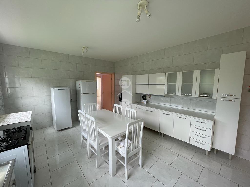 Casa em São Sebastião, Palhoça. 4 quartos, 173m². Imagem 4 de 15