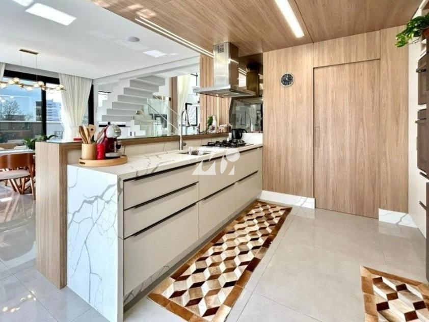 Casa em Pedra Branca, Palhoça. 4 quartos, 310m². Imagem 8 de 14