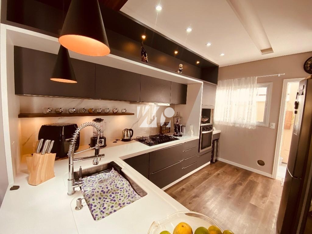 Casa em Pedra Branca, Palhoça. 3 quartos, 187m². Imagem 7 de 17