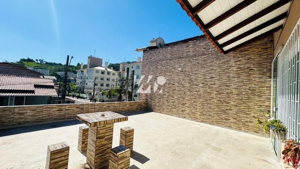 Casa em Madri, Palhoça. 2 quartos, 378m². Imagem 15 de 24