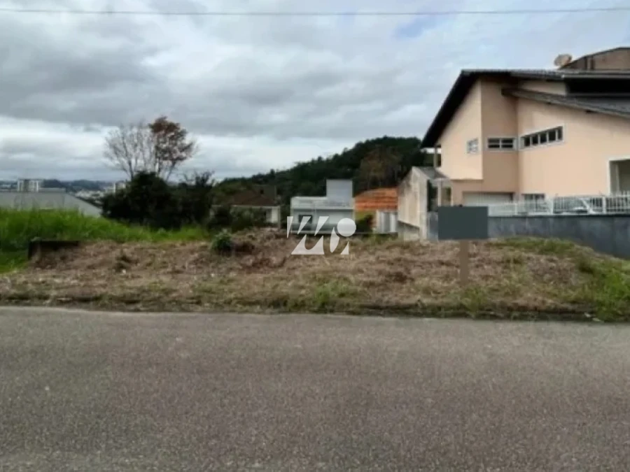 Terreno em Pedra Branca, Palhoça. 0 quartos, 360m². Imagem 2 de 3