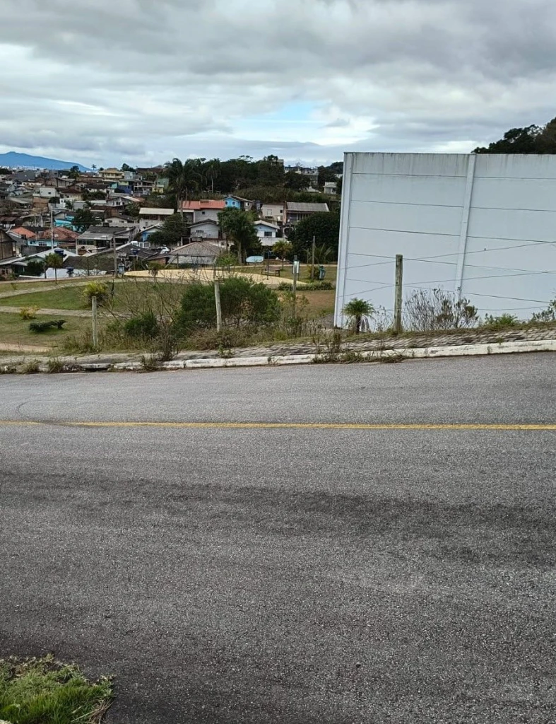 Terreno em , . 0 quartos, 0m². Imagem 10 de 11