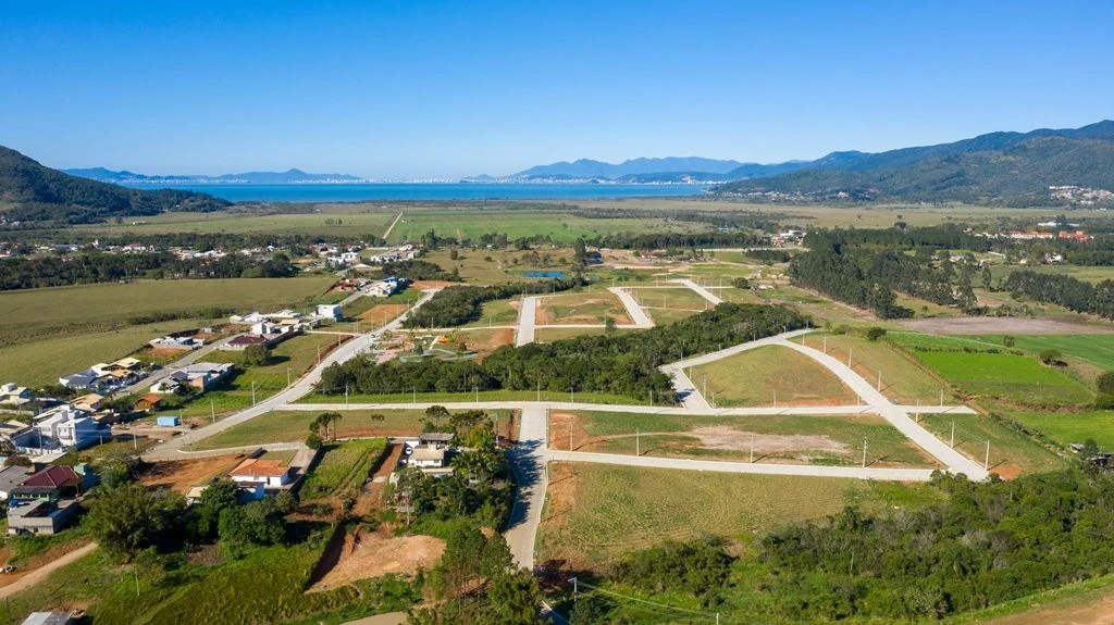 Terreno em Condomínio Parque das Vilas, Governador Celso Ramos. 0 quartos, 360m². Imagem 2 de 13