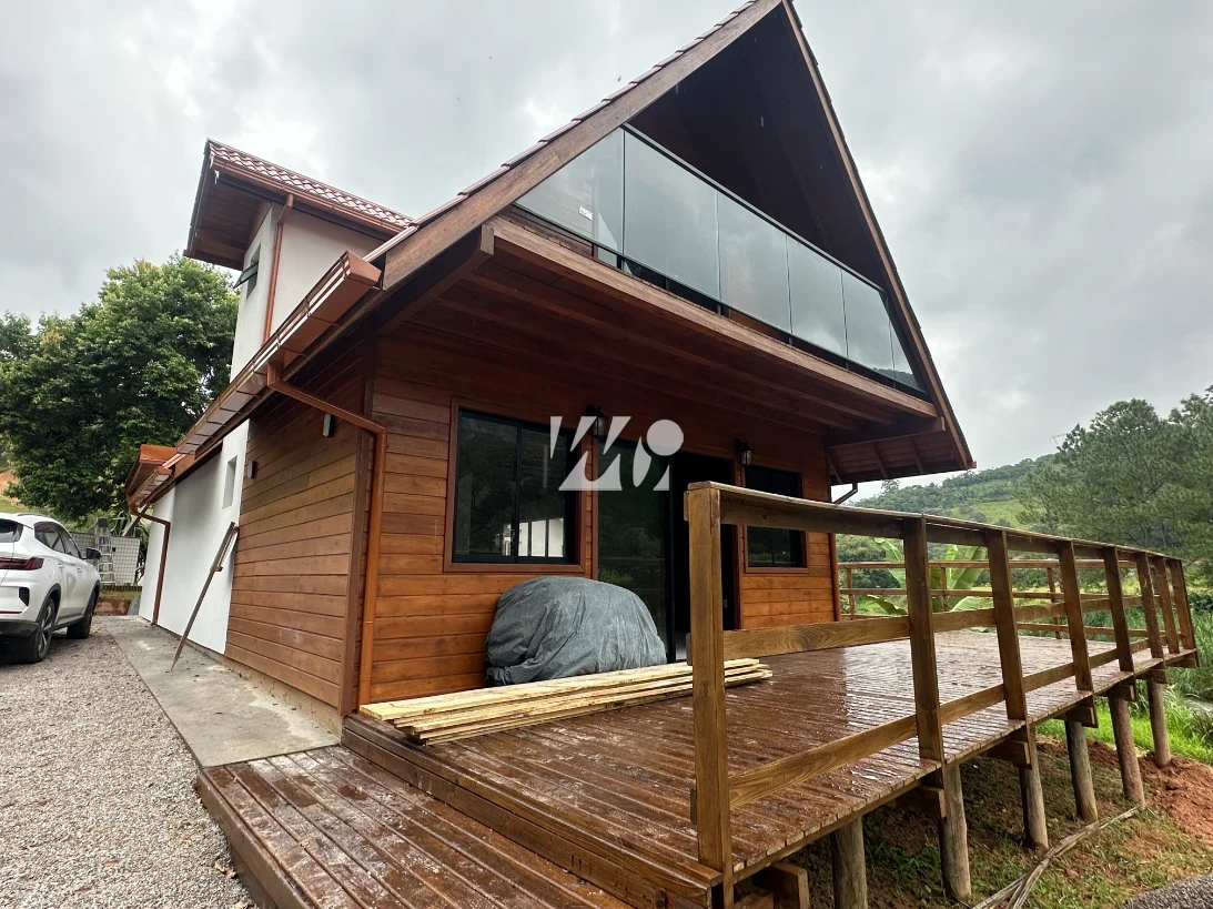 Sítio em Varginha, Santo Amaro da Imperatriz. 2 quartos, 135m². Imagem 3 de 16