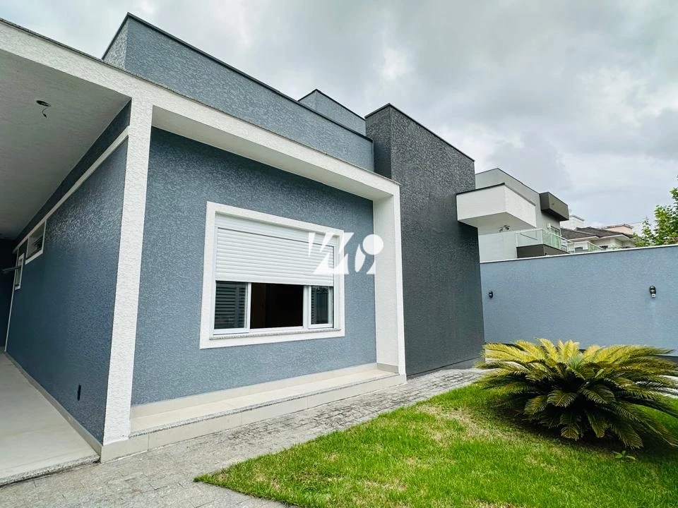 Casa em Pedra Branca, Palhoça. 3 quartos, 197m². Imagem 2 de 21