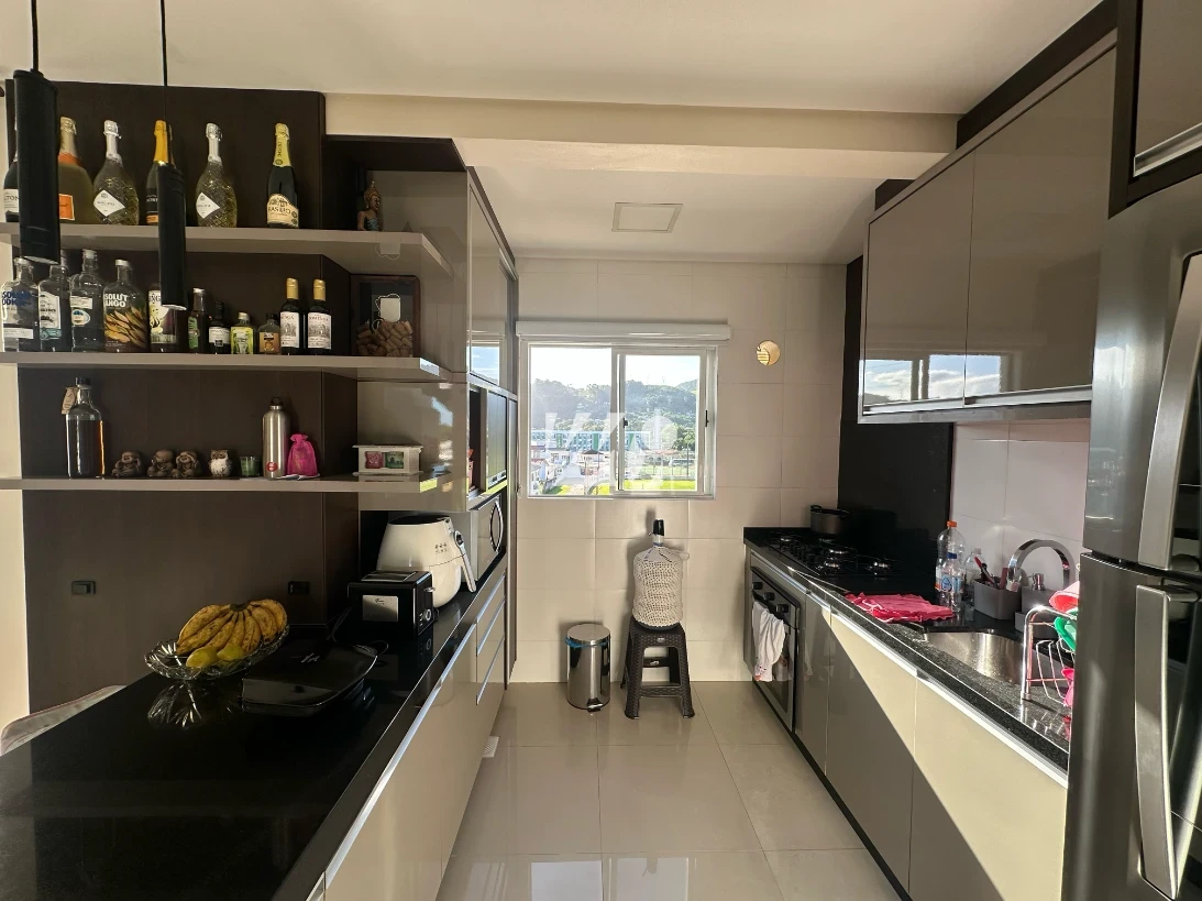 Apartamento em São Sebastião, Palhoça. 3 quartos, 99m². Imagem 3 de 9