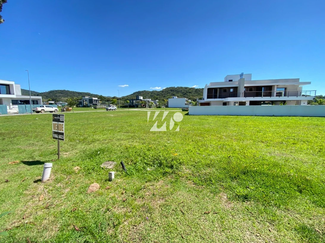 Terreno em Pedra Branca, Palhoça. 0 quartos, 0m². Imagem 1 de 10