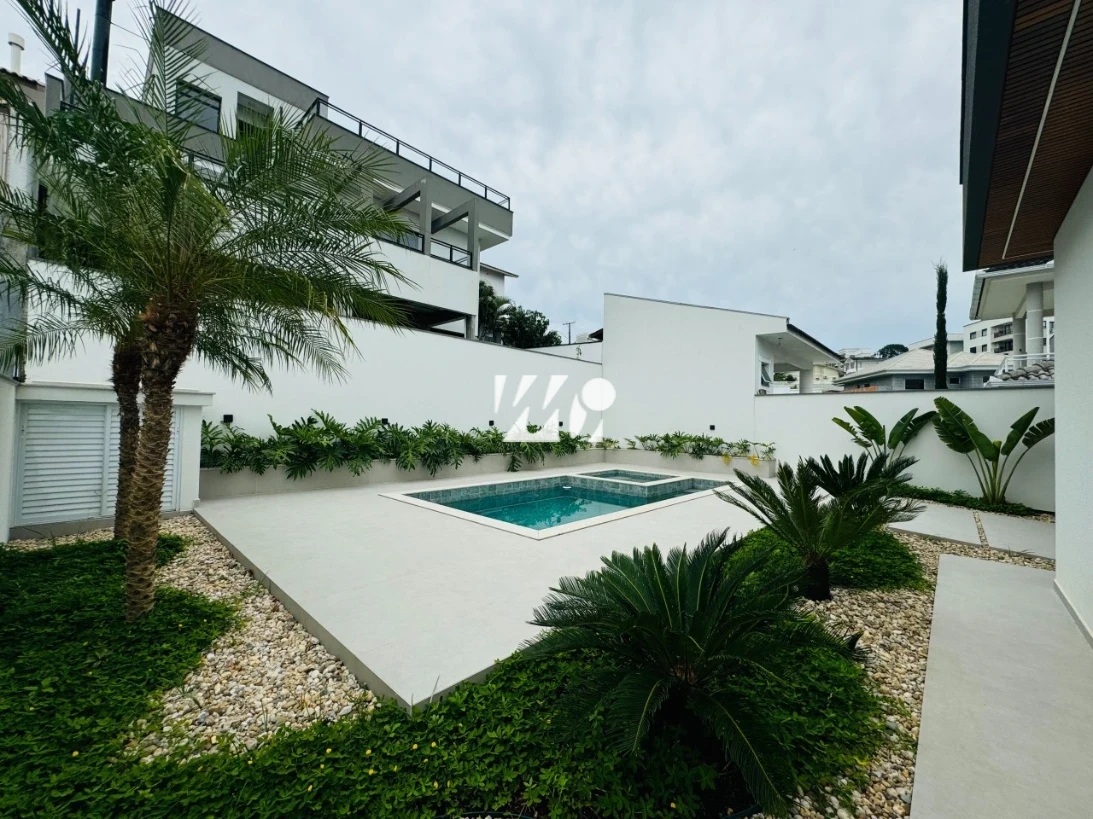 Casa em Pedra Branca, Palhoça. 3 quartos, 0m². Imagem 1 de 19