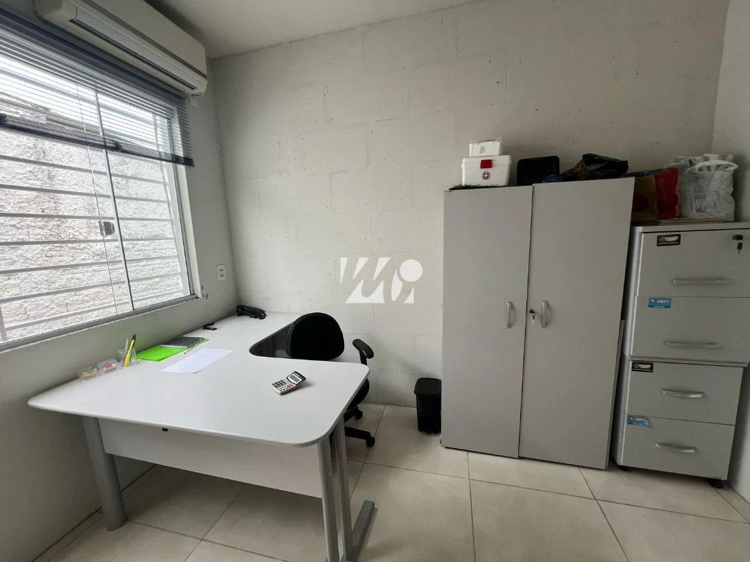 Galpão/Depósito em São Sebastião, Palhoça. 0 quartos, 419m². Imagem 7 de 14