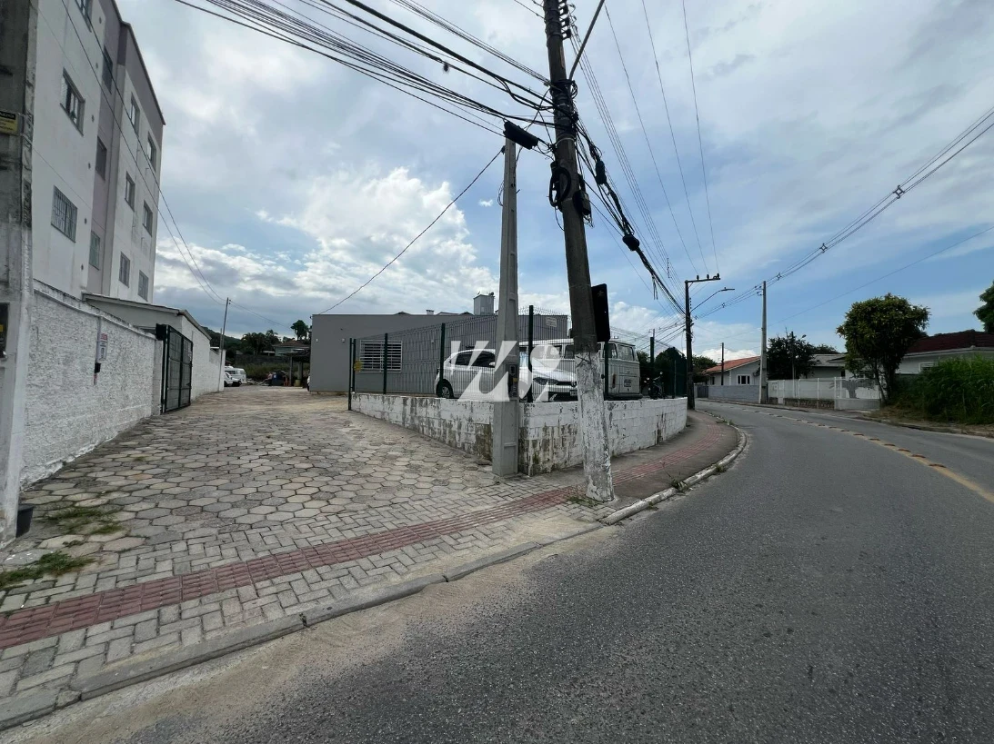 Galpão/Depósito em São Sebastião, Palhoça. 0 quartos, 419m². Imagem 13 de 14