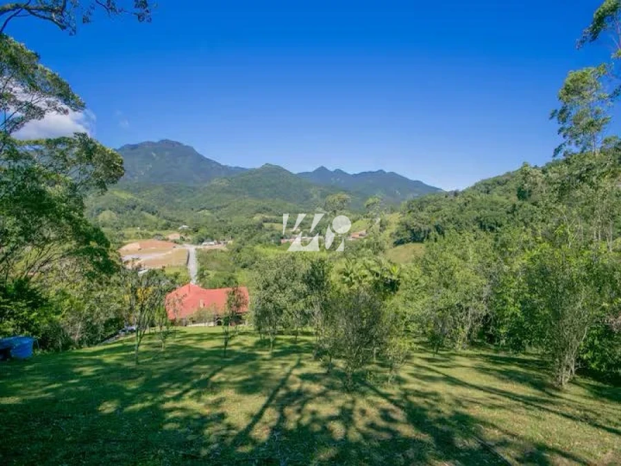 Sítio em Vargem Grande, Águas Mornas. 5 quartos, 200m². Imagem 8 de 21