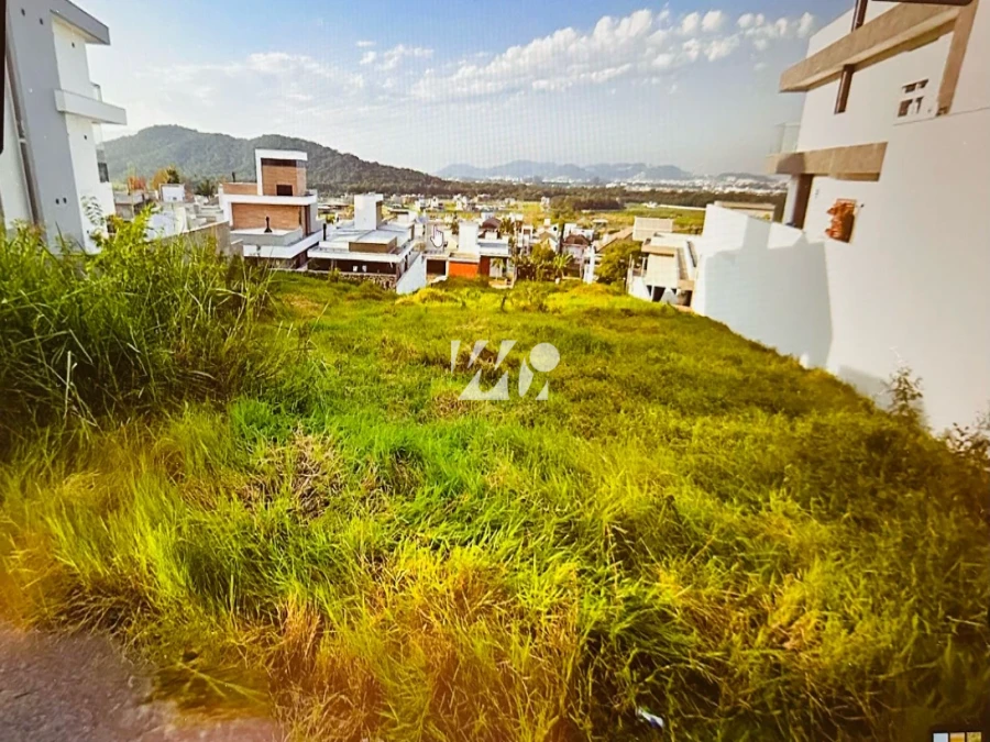 Terreno em Pedra Branca, Palhoça. 0 quartos, 0m². Imagem 1 de 1