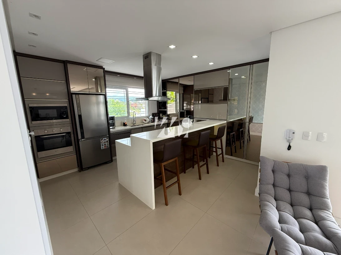 Casa em Pedra Branca, Palhoça. 3 quartos, 640m². Imagem 3 de 20