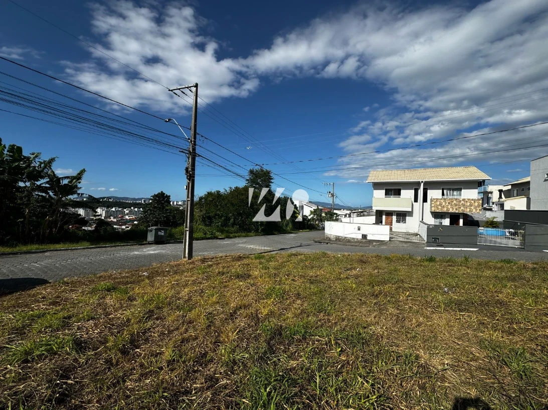Terreno em Bela Vista, Palhoça. 0 quartos, 0m². Imagem 1 de 6
