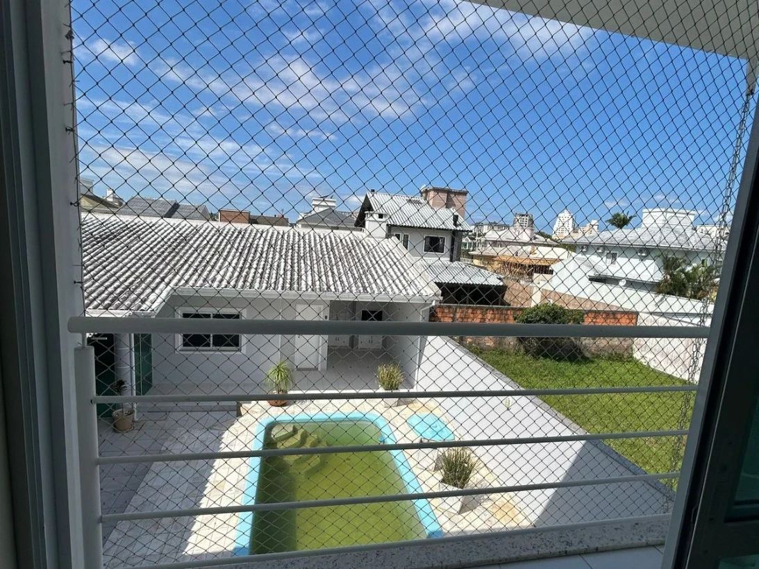 Casa em Pedra Branca, Palhoça. 3 quartos, 233m². Imagem 15 de 18