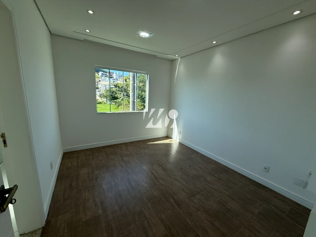 Casa em Pedra Branca, Palhoça. 4 quartos, 300m². Imagem 14 de 25