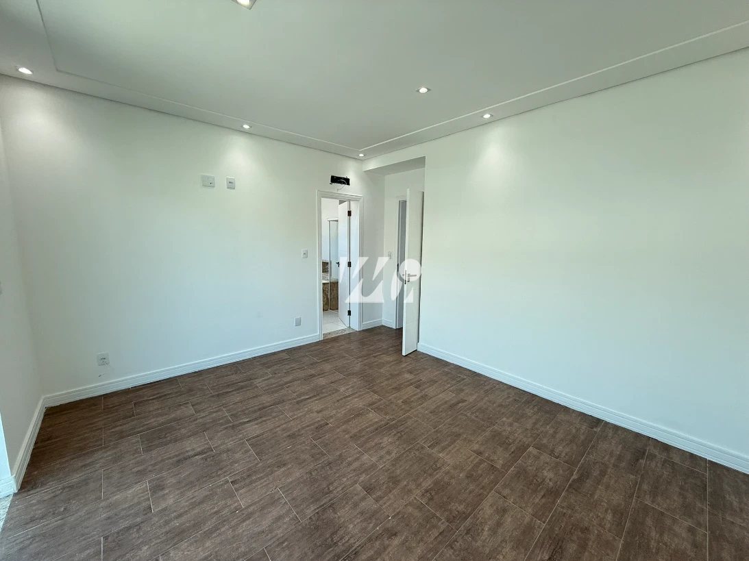 Casa em Pedra Branca, Palhoça. 4 quartos, 300m². Imagem 15 de 25