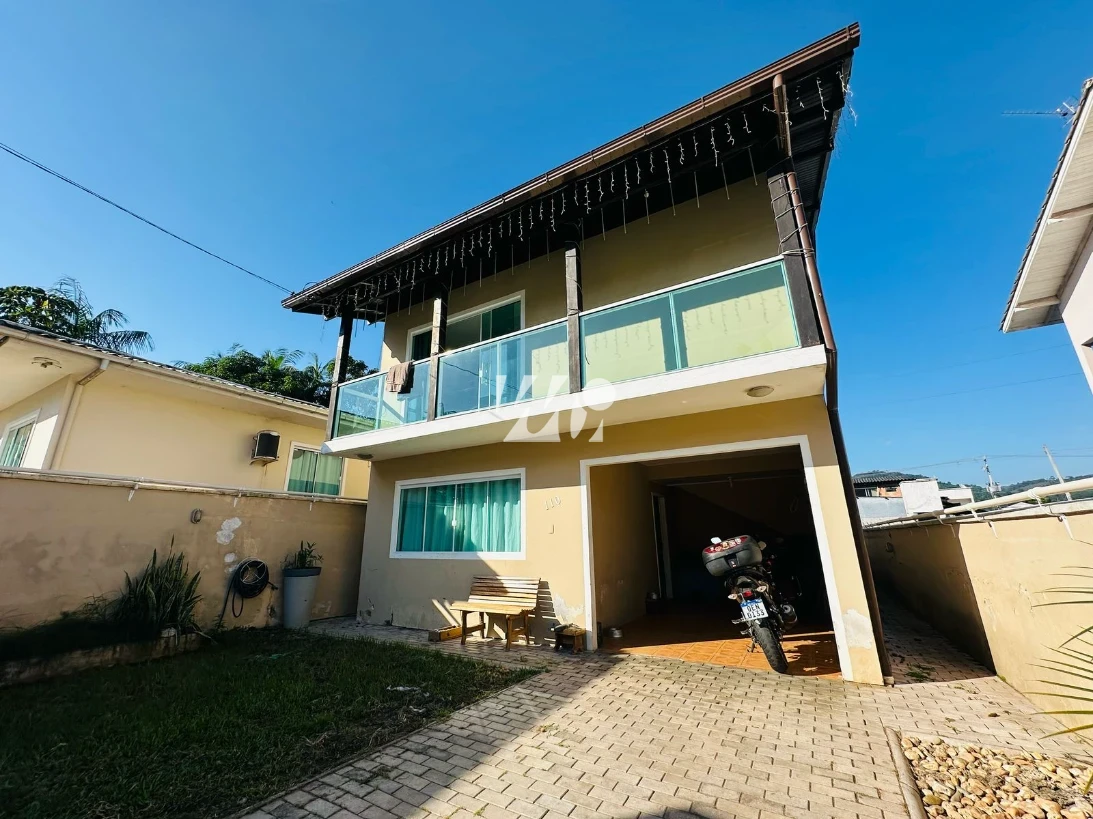 Casa em São Sebastião, Palhoça. 4 quartos, 148m². Imagem 1 de 14